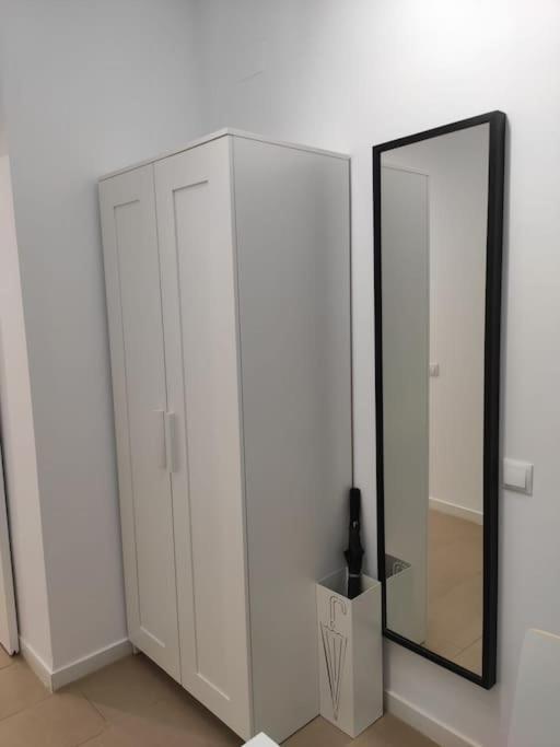 Moderno Apartamento Con Parking,Tarrassa, Barcelona Τεράσα Εξωτερικό φωτογραφία